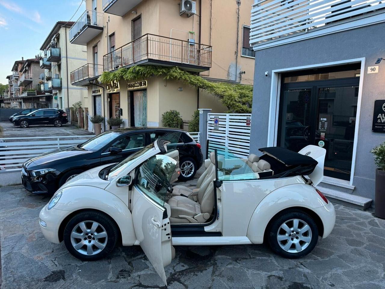 VW NEW BEETLE 1.9 TDI 101CV CABRIO