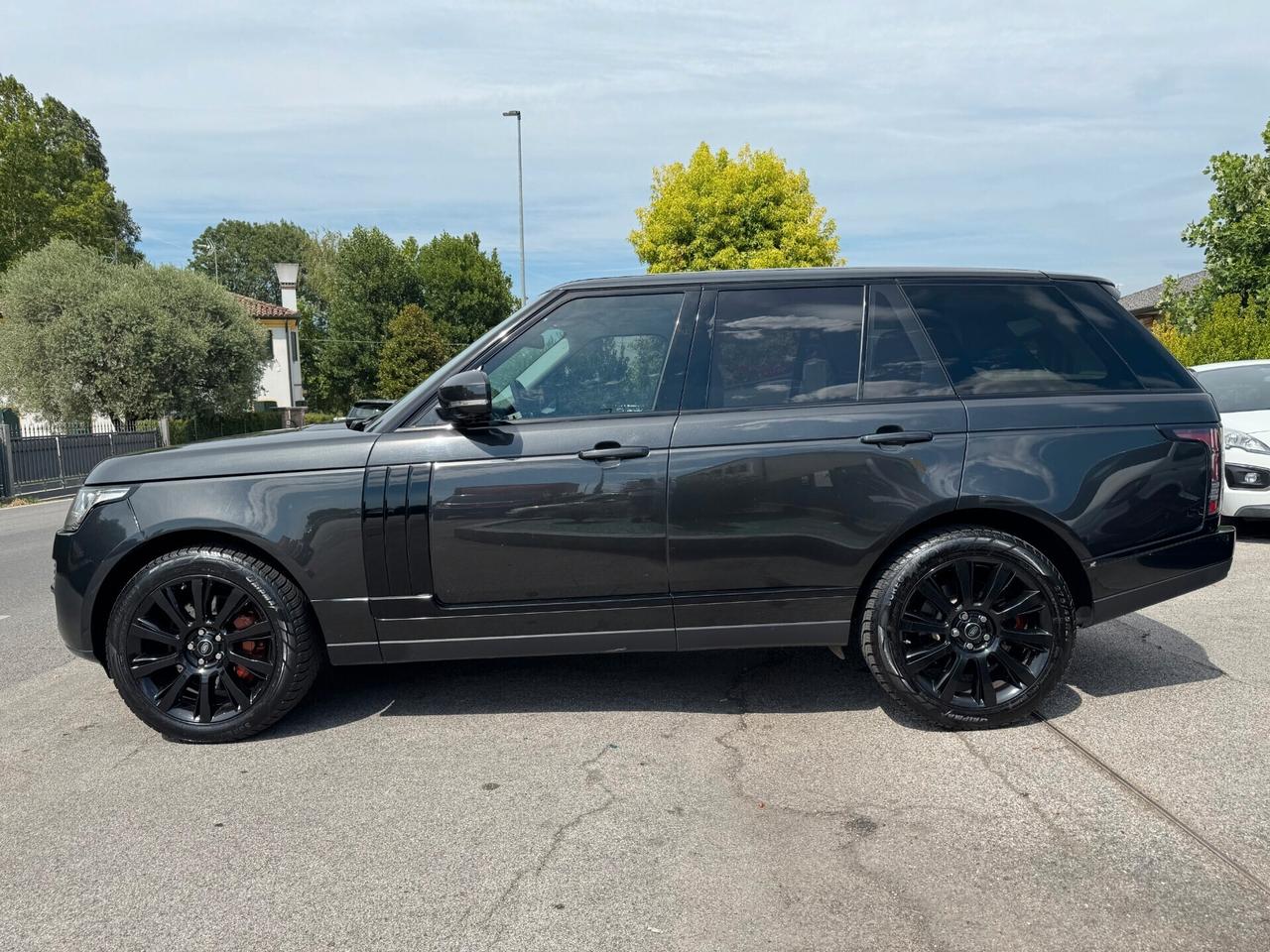Land Rover Range 4.4 SDV8 Vogue LWB