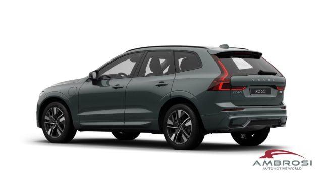 VOLVO XC60 B5 AWD Mild hybrid Benzina Plus Dark
