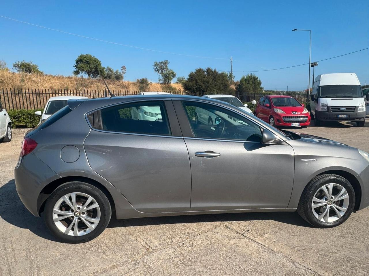 Alfa Romeo Giulietta 1.6 JTDm-2 105 CV
