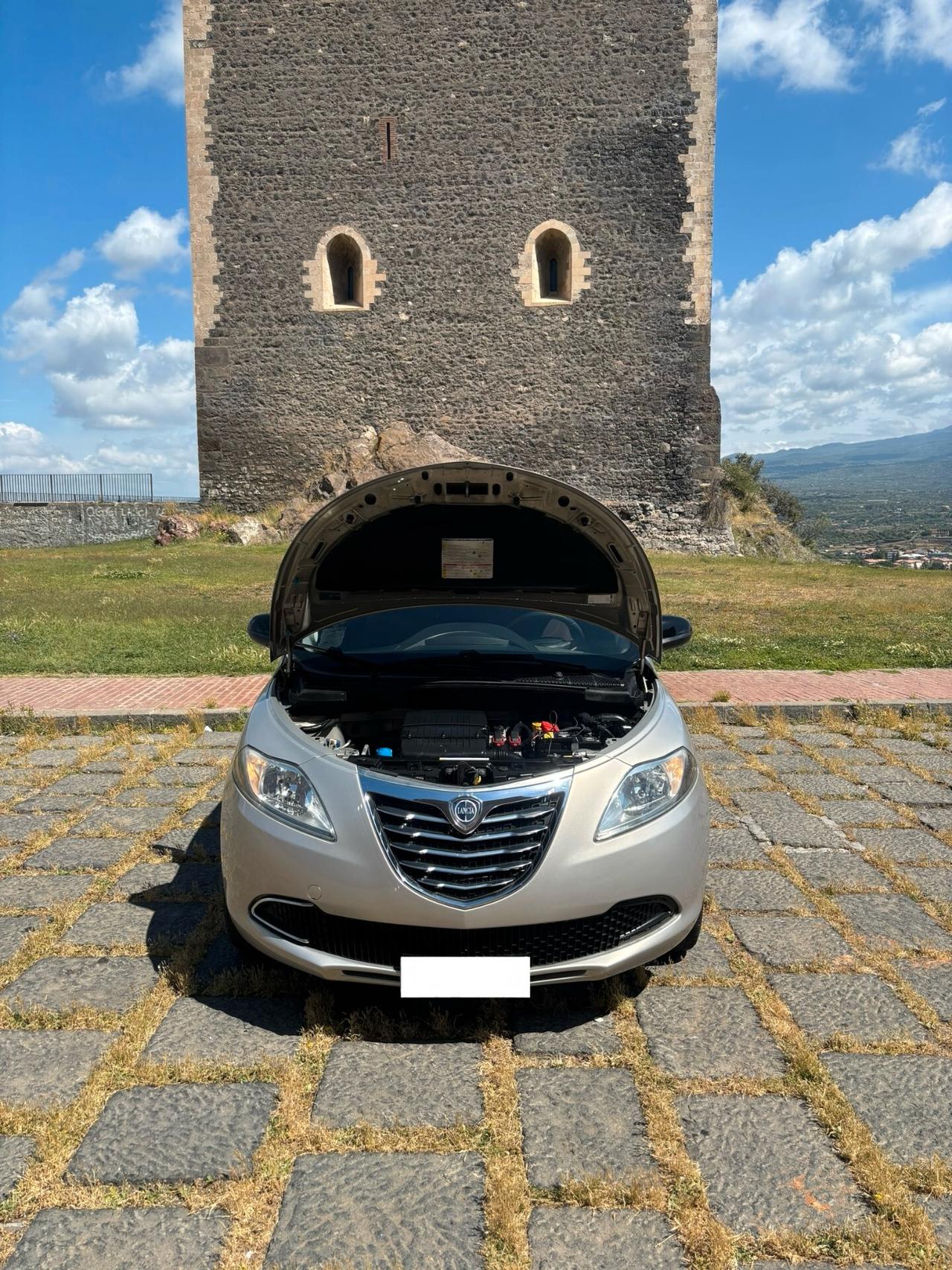 Lancia Ypsilon 1.2 Gold