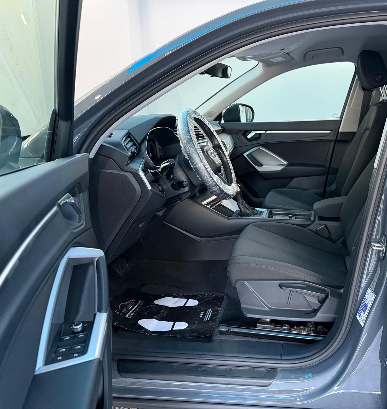 Audi Q3 35 TDI quattro S tronic Business