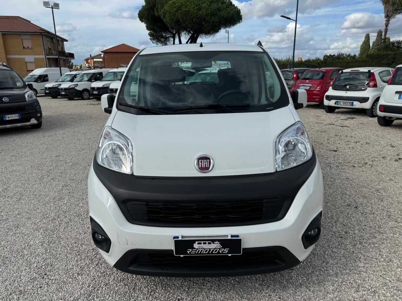 fiat qubo N1 autocarro con i posti