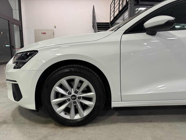 AUDI A3 SPB 30 g-tron S tronic Business