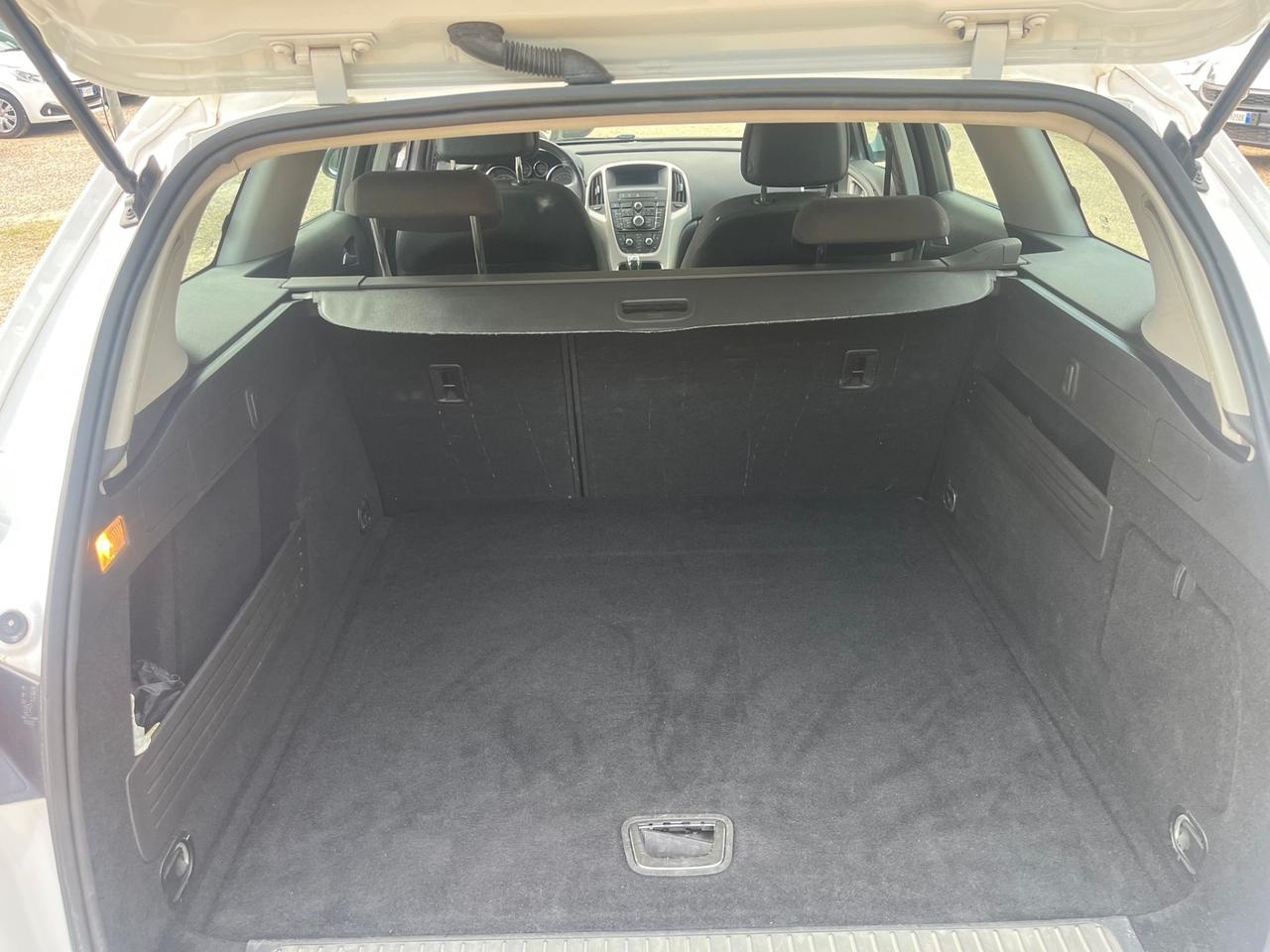 Opel Astra 1.7 CDTI 110CV Sports Tourer Cosmo
