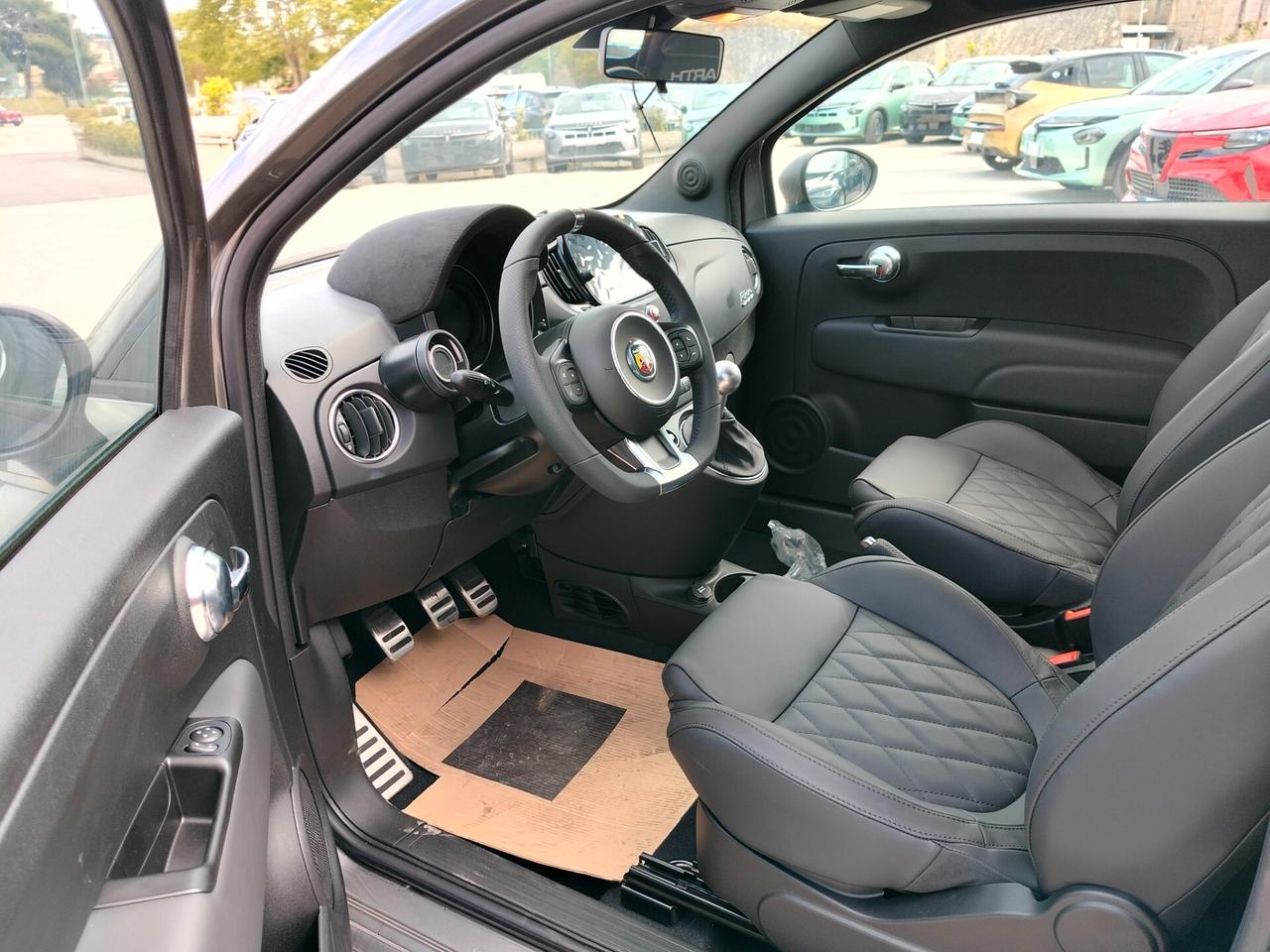 Abarth 595 C 1.4 Turbo T-Jet 165 CV