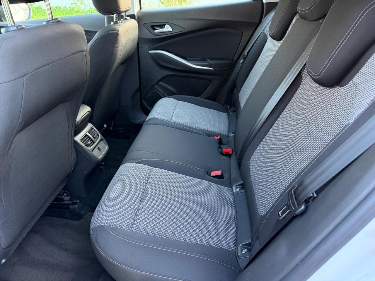 Opel Grandland X 1.5 diesel Ecotec Start&Stop Business Edition