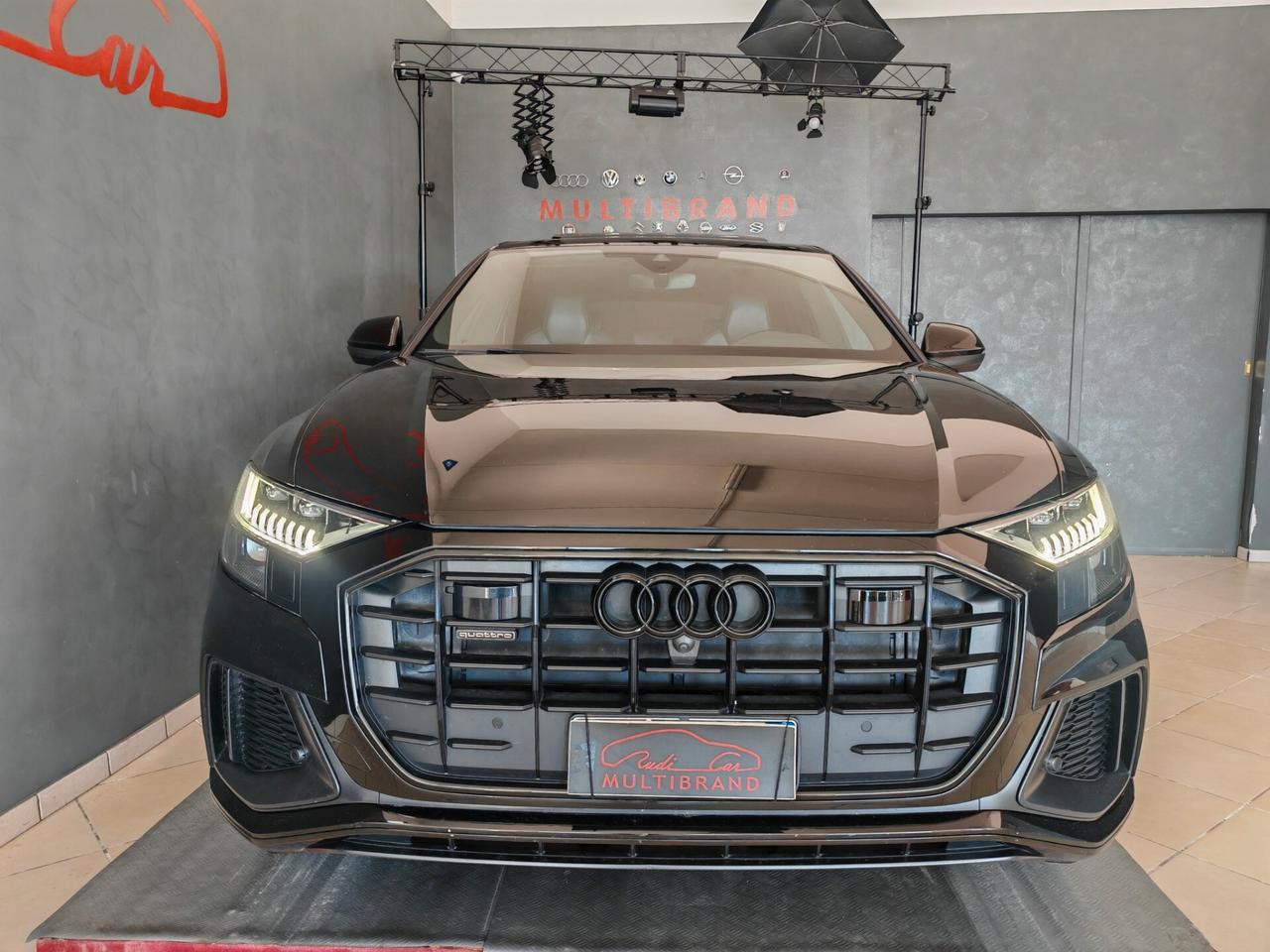 Audi Q8 50 TDI 286 CV quattro tiptronic Sport