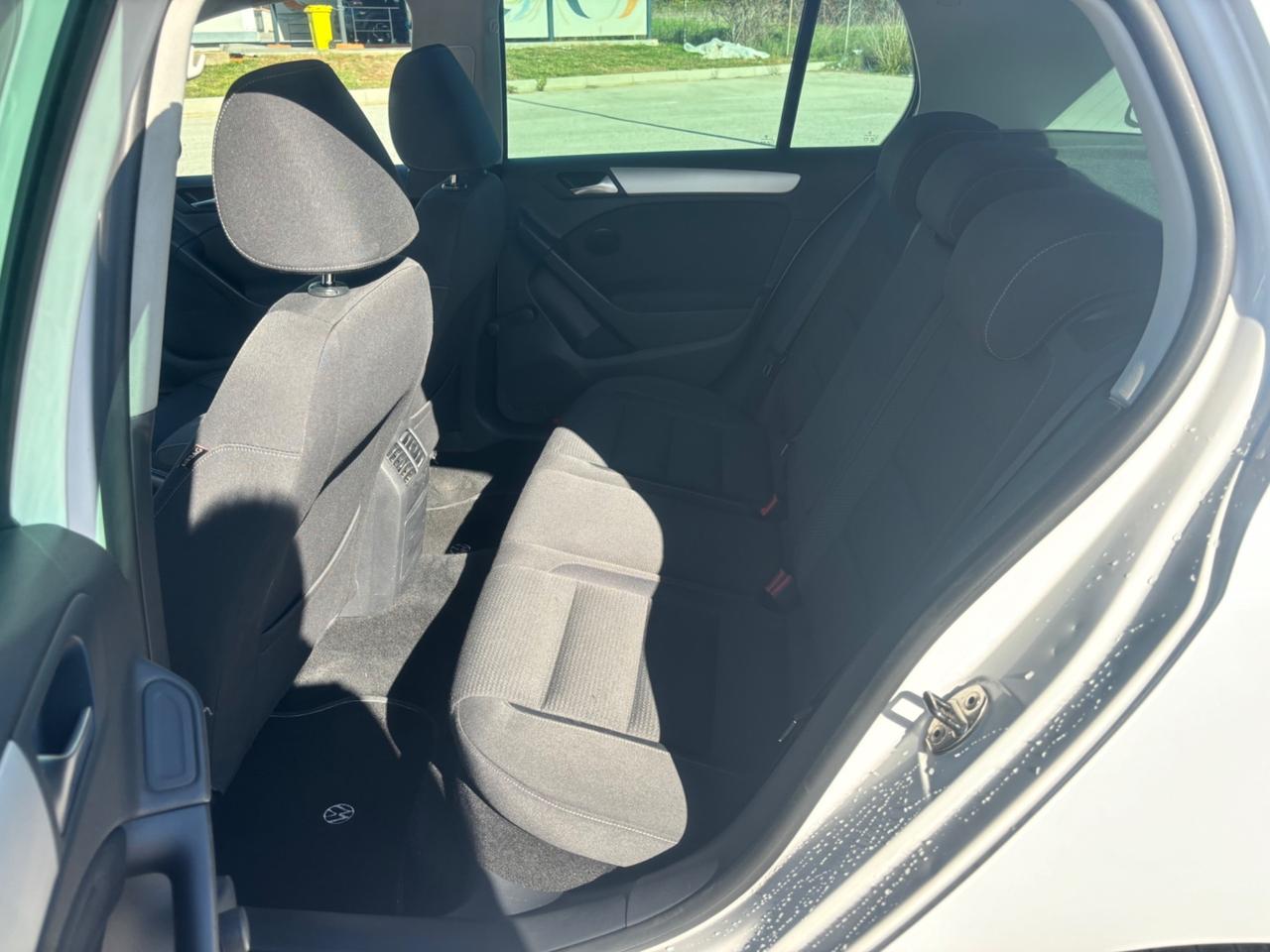 Volkswagen Golf 1.6 TDI DPF 5p. Highline