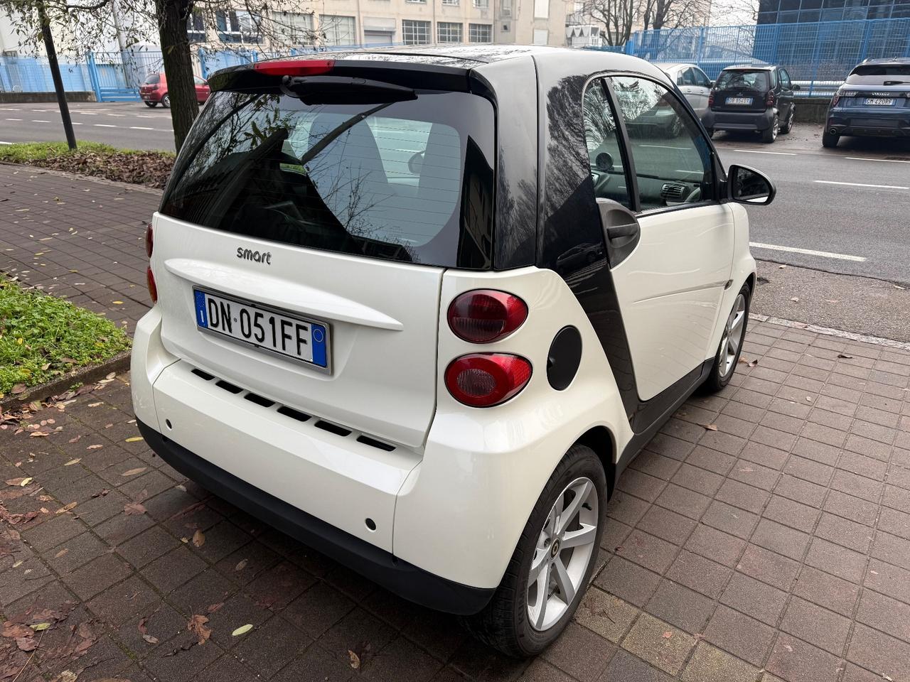 Smart ForTwo 800 33 kW coupé passion cdi