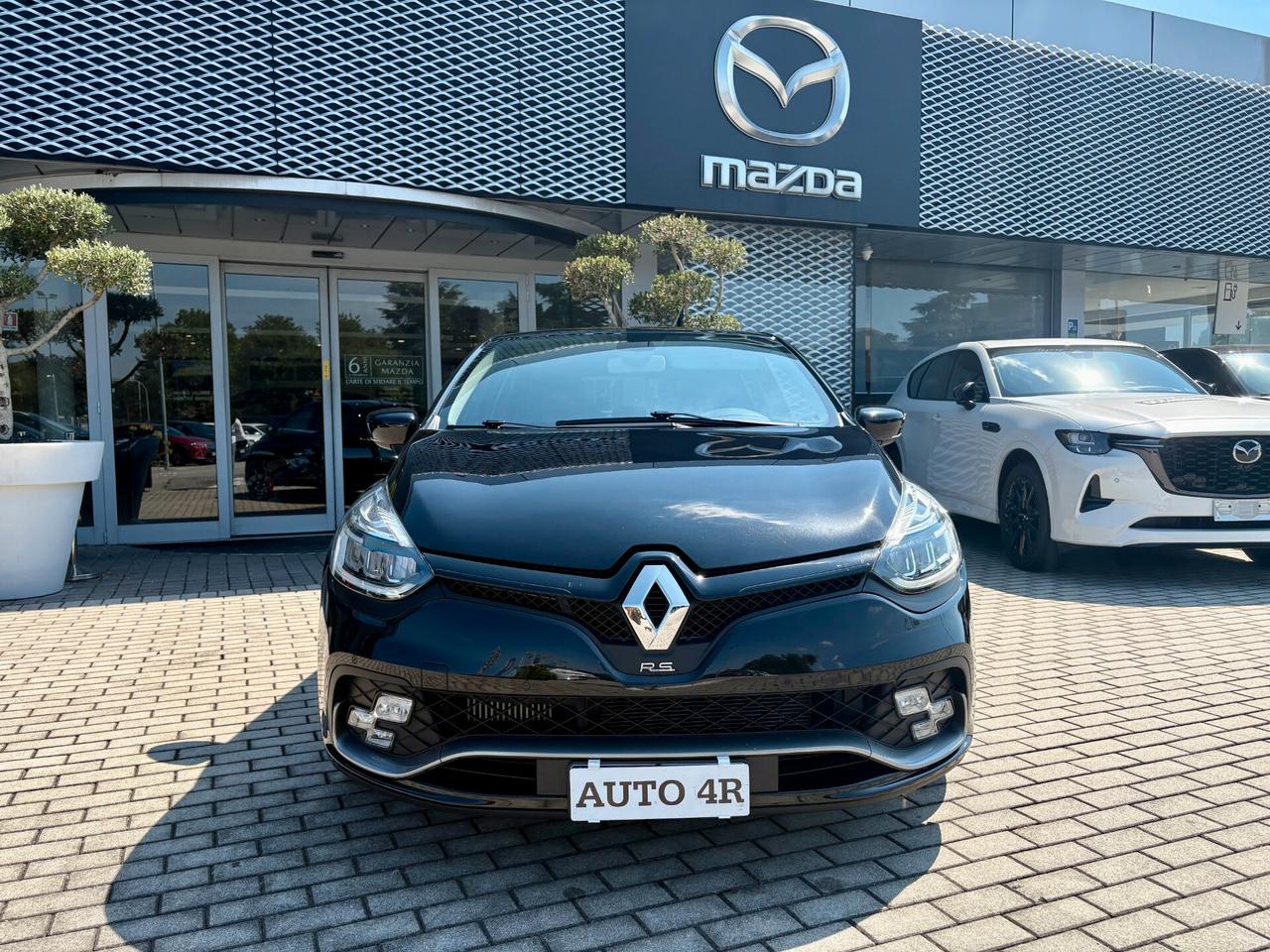 Renault Clio TCe 220CV EDC 5 porte Energy R.S. Trophy