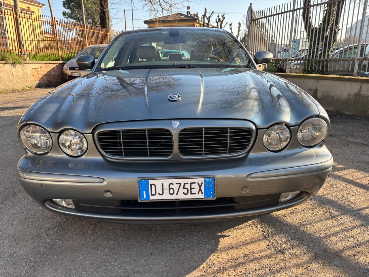 Jaguar XJ 2.7 D V6 cat Executive