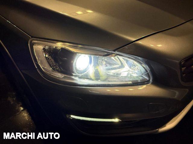 VOLVO V60 Cross Country D3 Geartronic Business