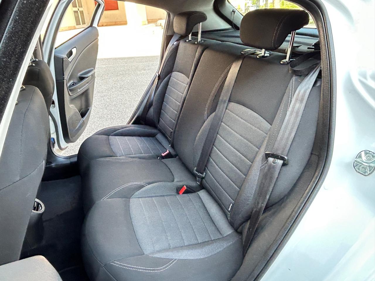 Alfa Romeo Giulietta 1.6 JTDm Automatica 120 CV
