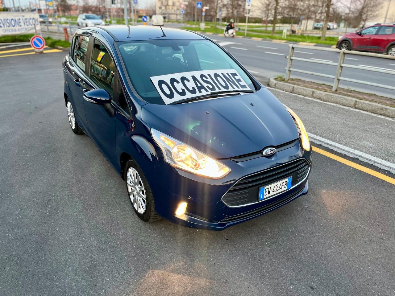Ford B-Max 1.4 90 CV GPL Business Titanium