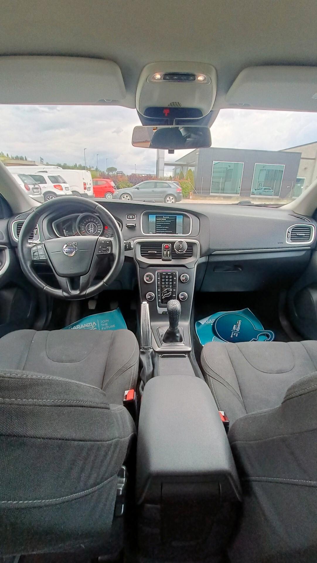 Volvo V40 D2 Momentum