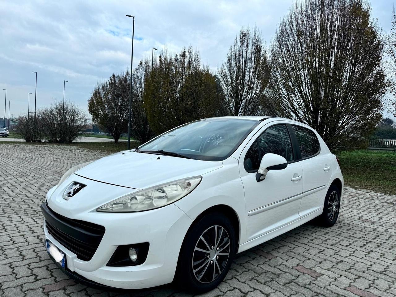 Peugeot 207 Plus 1.4 8V 75CV 5p. ECO GPL