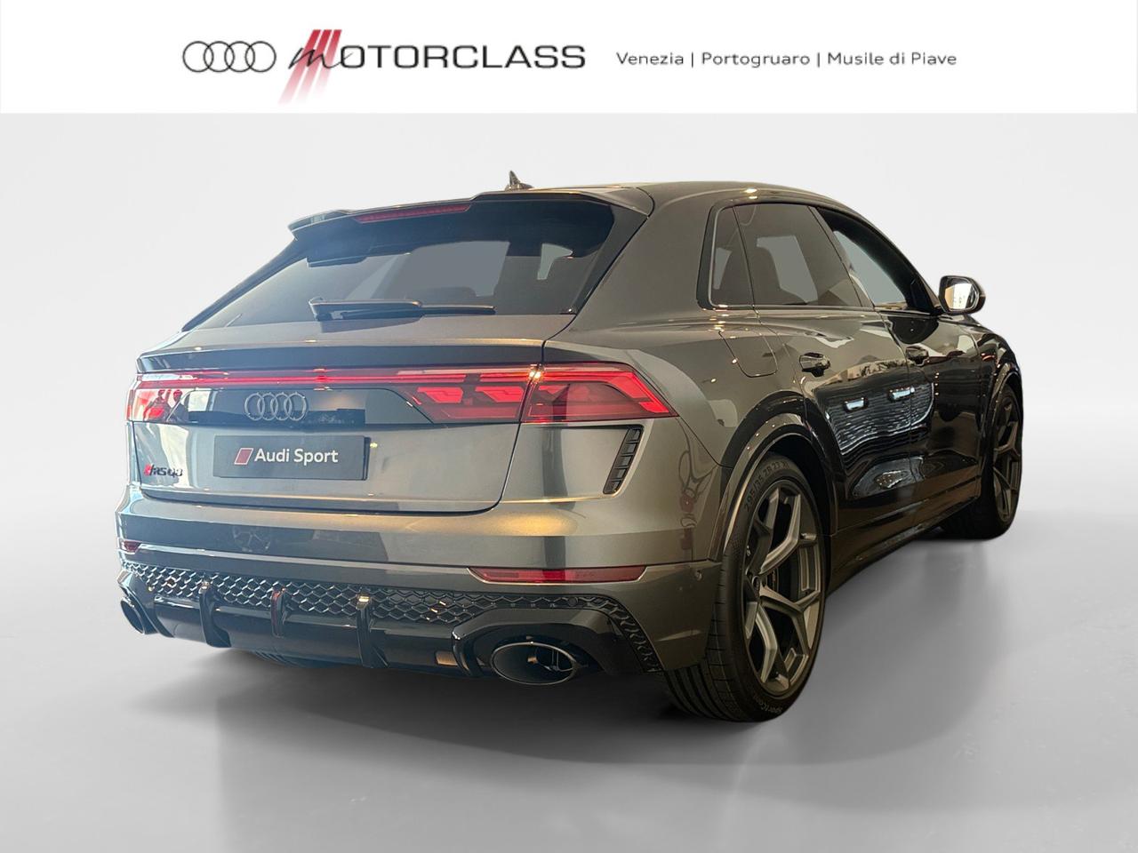 Audi RSQ8 rs 4.0 v8 mhev 48v 640cv performance tiptronic