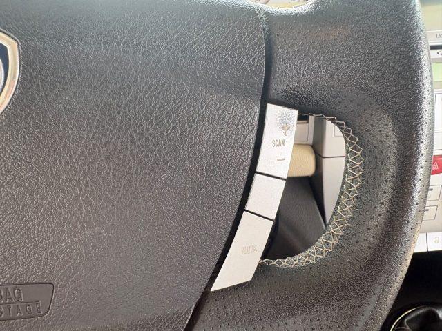 LANCIA Ypsilon 1.2 69 CV Platino OK NEOP INTERNI IN PELLE