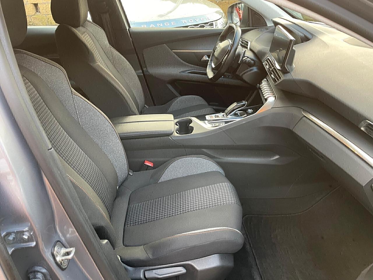 Peugeot 3008 BlueHDi 130 EAT8 Active Business