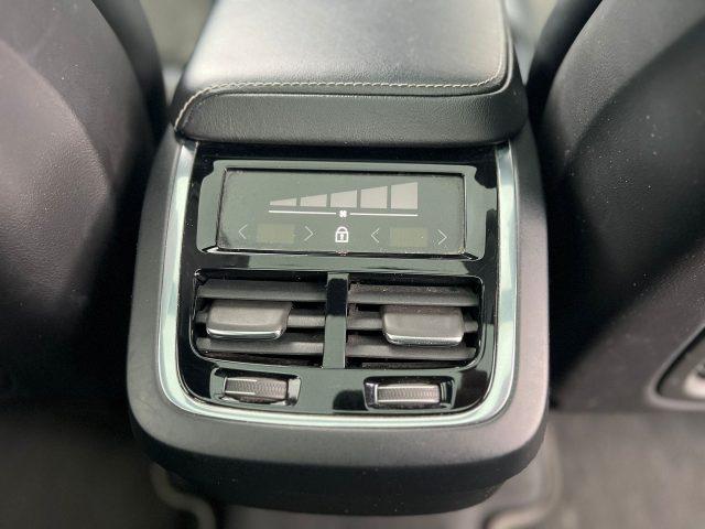 VOLVO XC60 D4 Geartr. R-Design