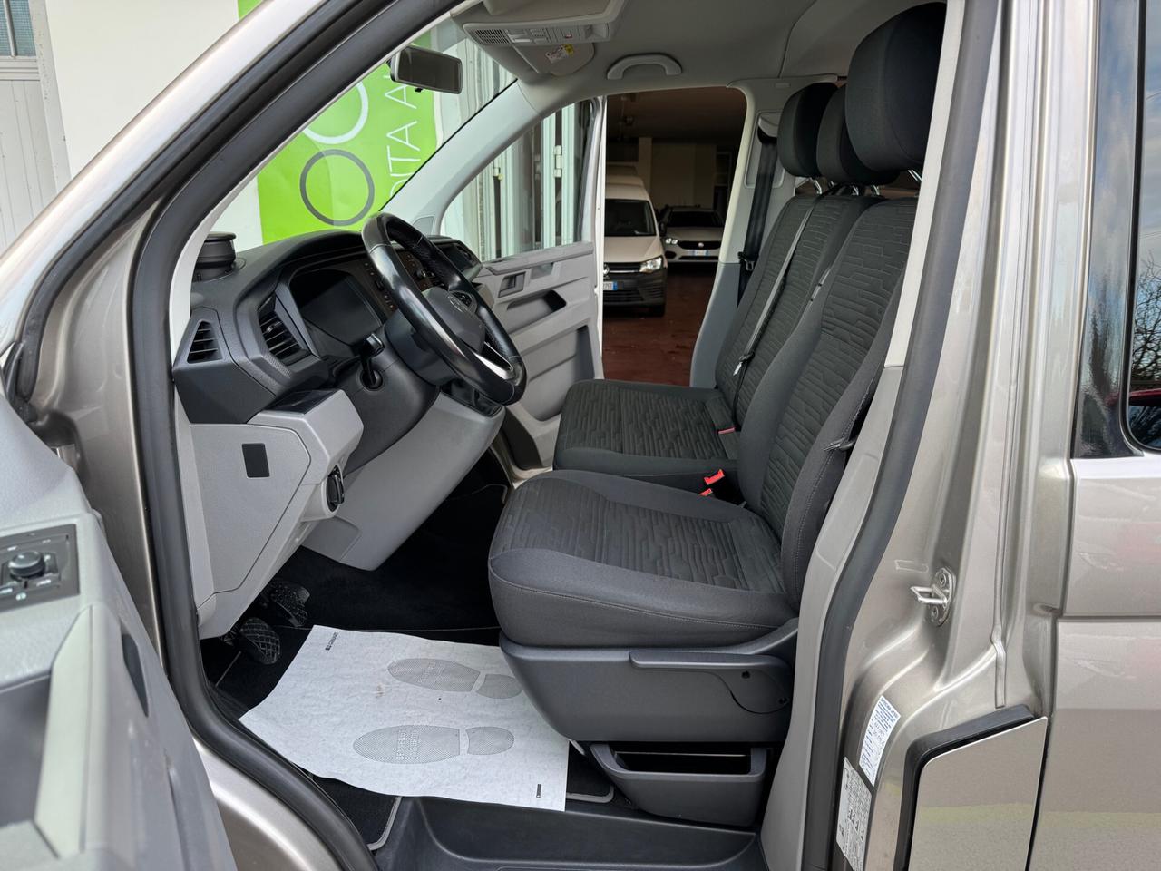 Volkswagen Caravelle 2.0TDI CRUIS GARANZIA 24 MESI