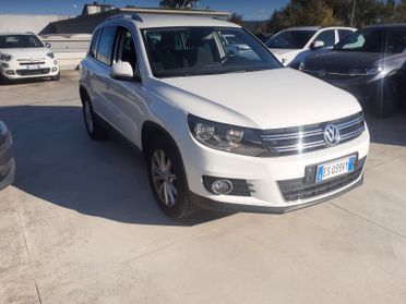 Volkswagen Tiguan 2.0 TDI 140 CV Sport & Style BlueMotion - 2013