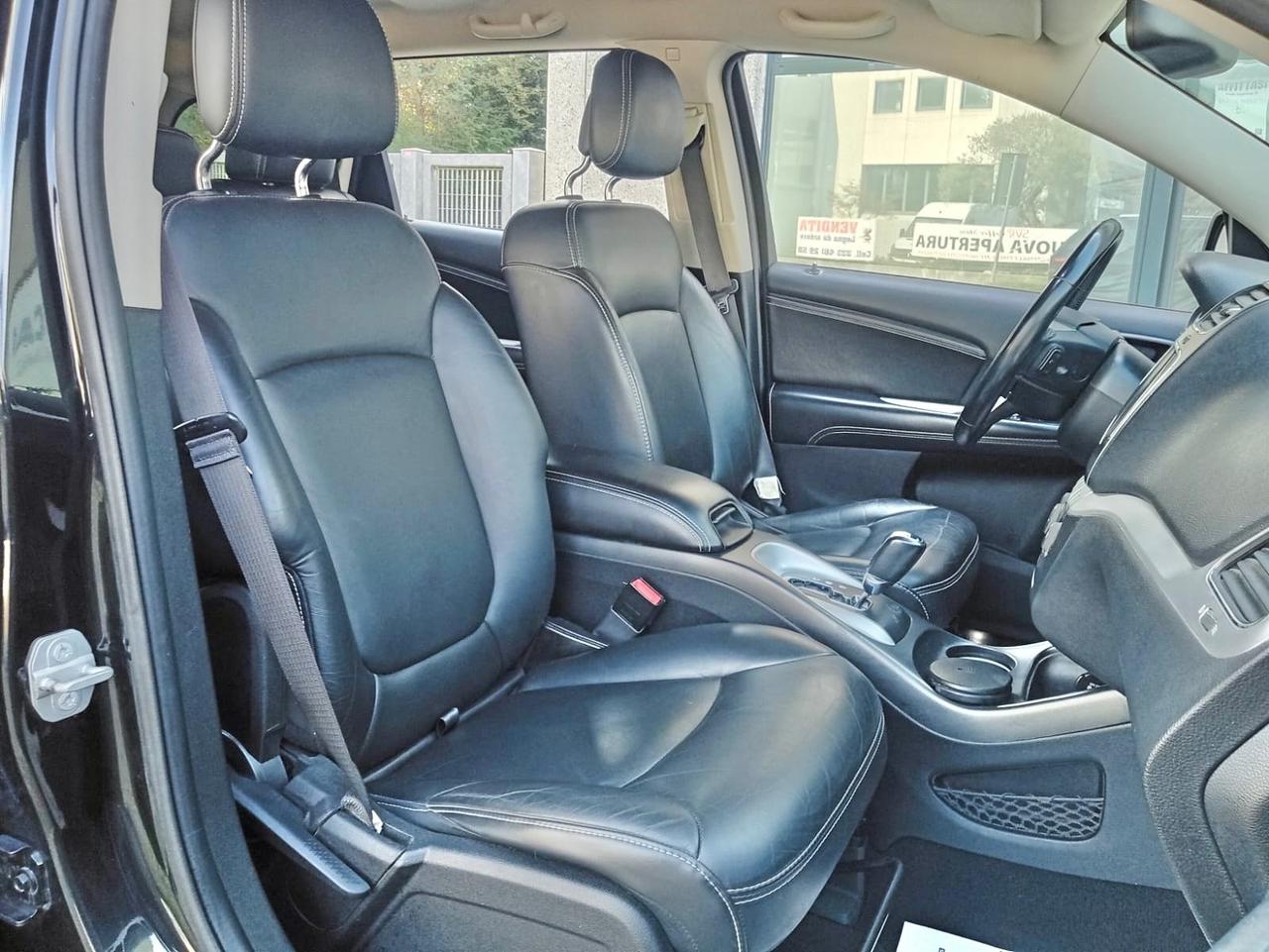 Fiat Freemont 2.0 Mjt 170 CV 4x4 Automatik*Navi*Pelle*Camera