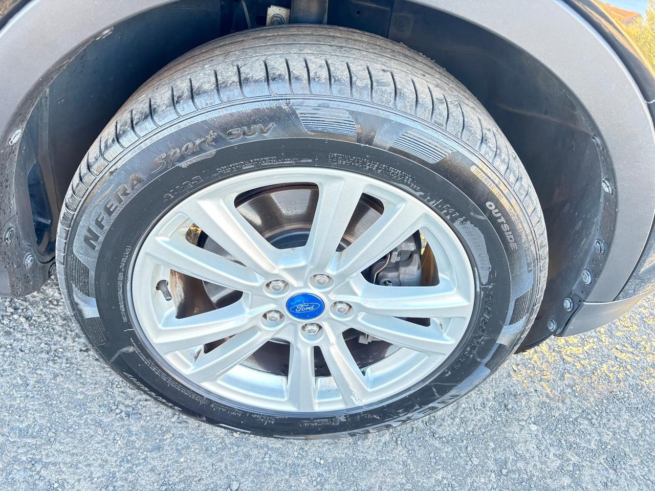 Ford Kuga 1.5 TDCI 120 CV S&S 2WD Titanium