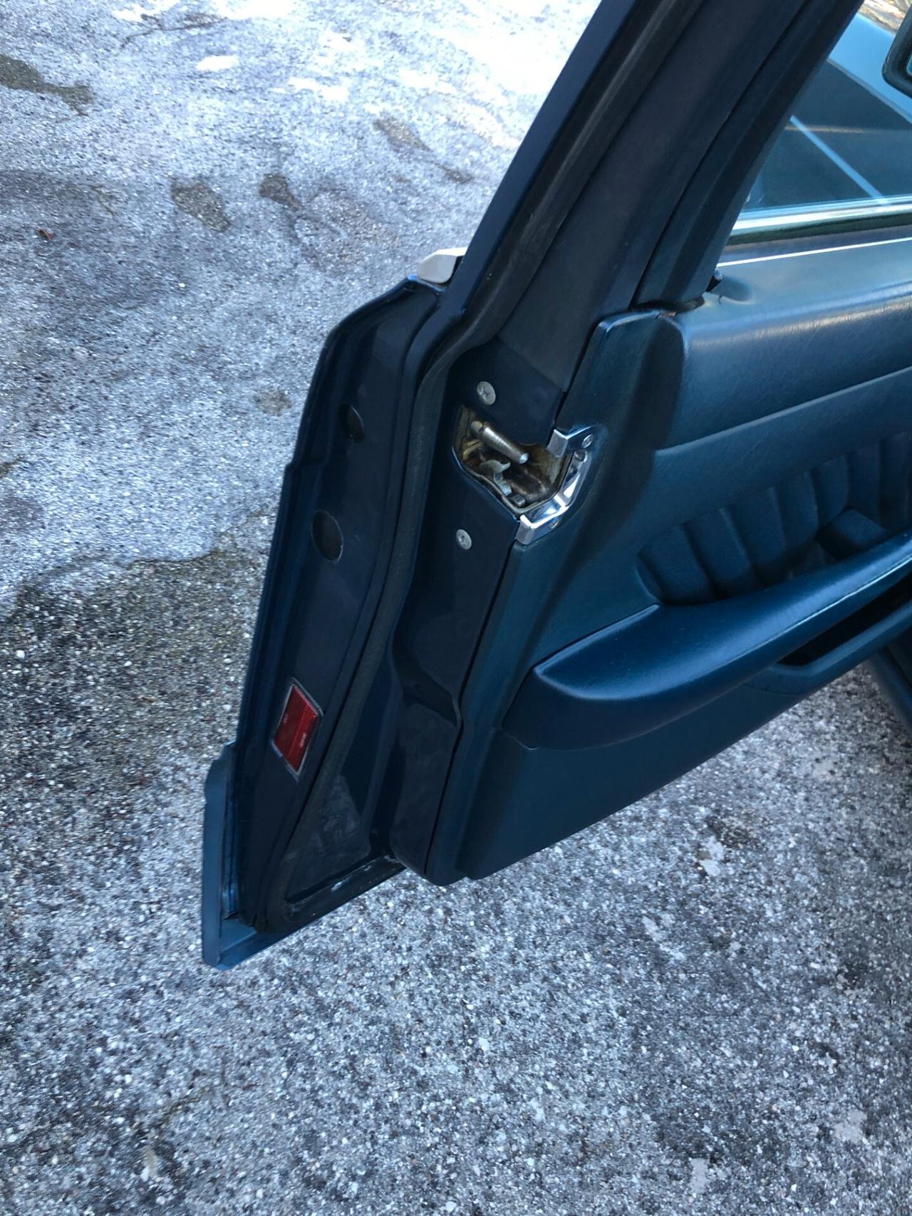 Mercedes-benz 300 SE W126