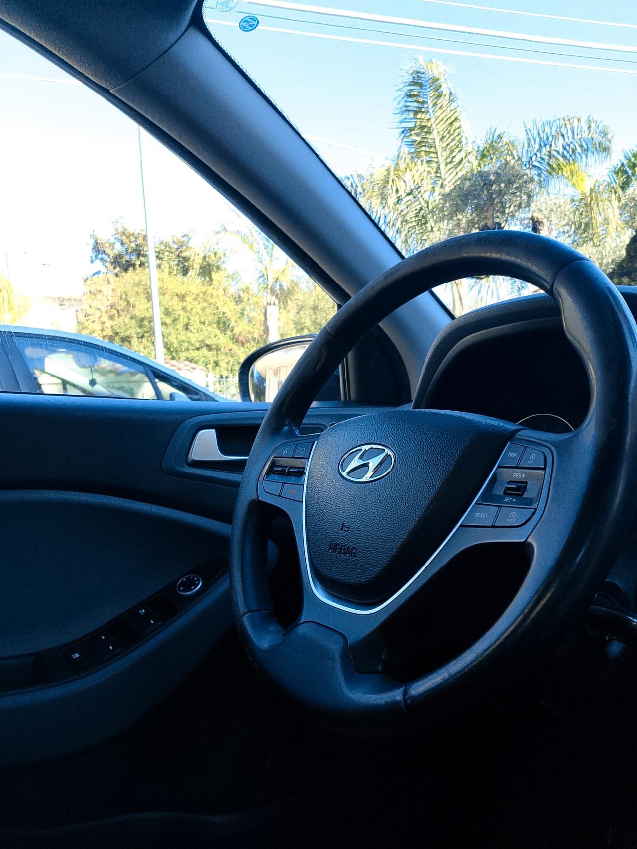 Hyundai i20 1.2 84 CV 5 porte Style