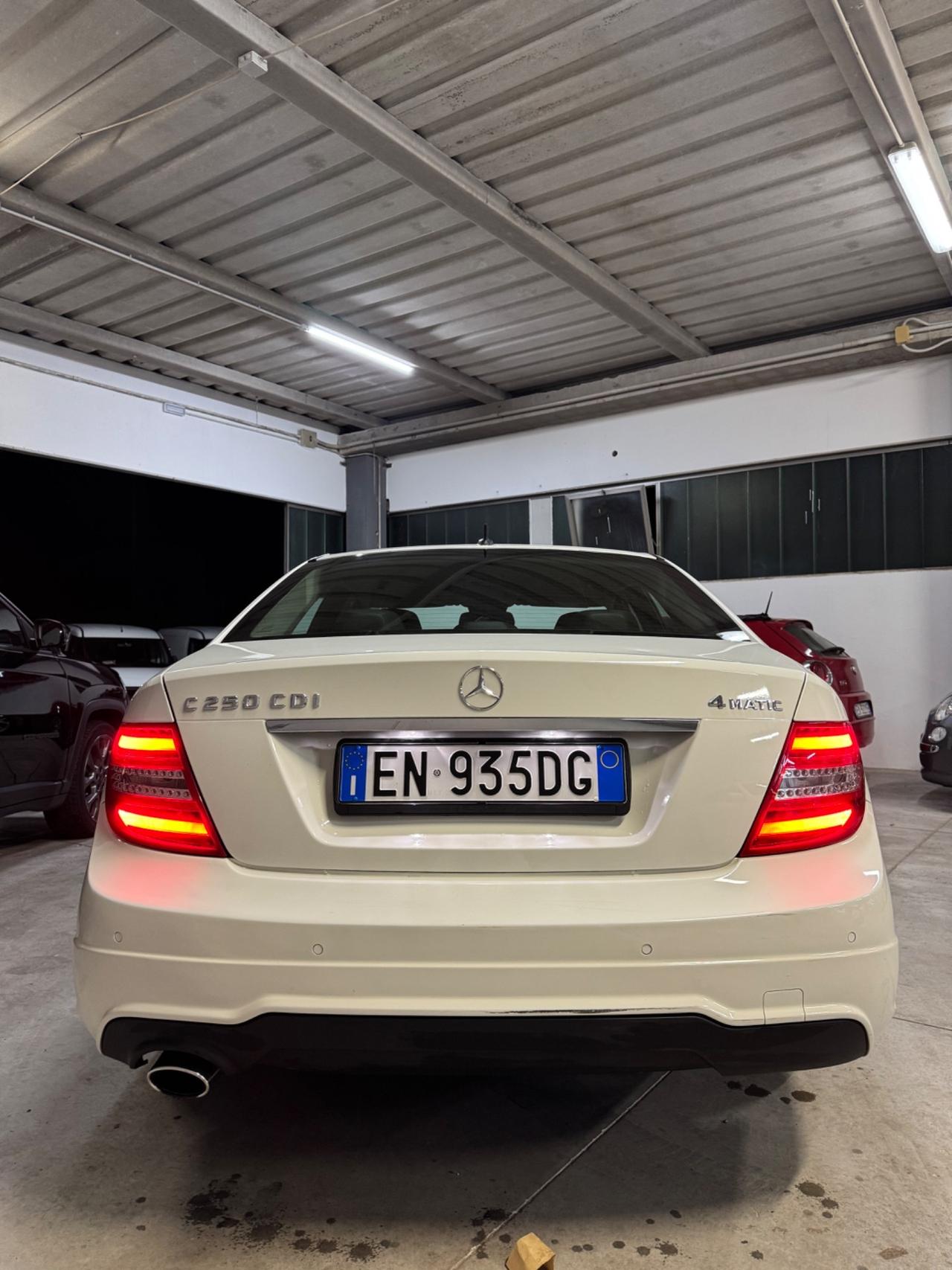 Mercedes-benz C 250 CDI BlueEFFICIENCY Avantgarde
