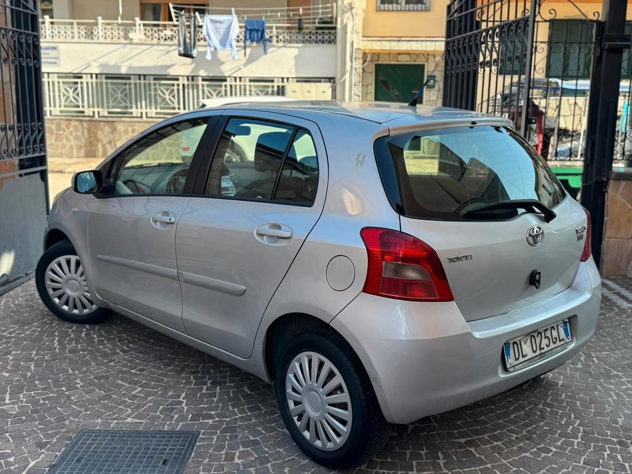 Toyota Yaris 1.3 5 porte Navi
