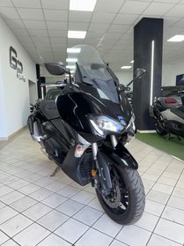 Yamaha TMAX SX