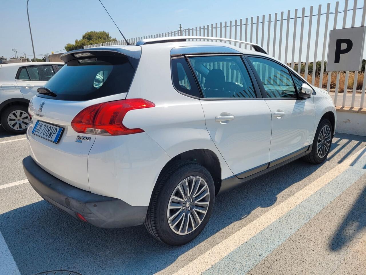 Peugeot 2008 1.6 e-HDi 92 CV Stop&Start Active