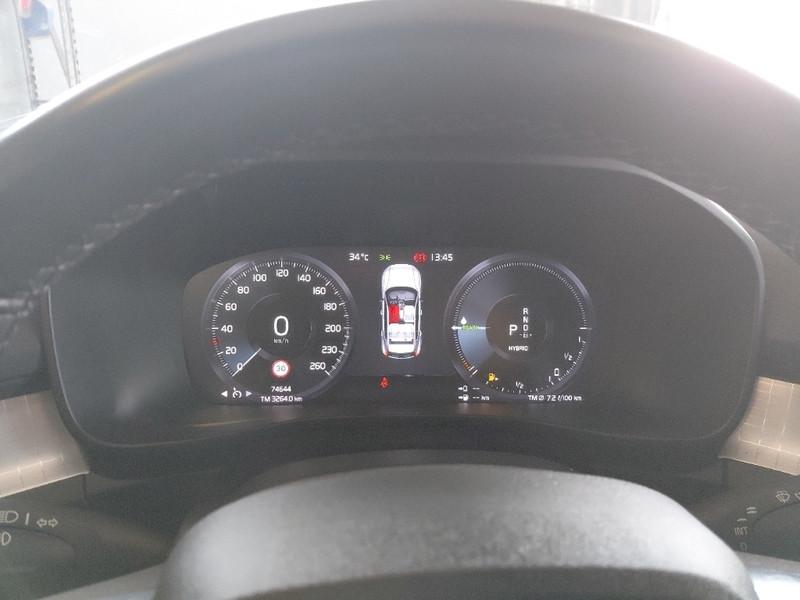 VOLVO XC40 T4 RECHARGE PLUG-IN AUTO CORE SUV