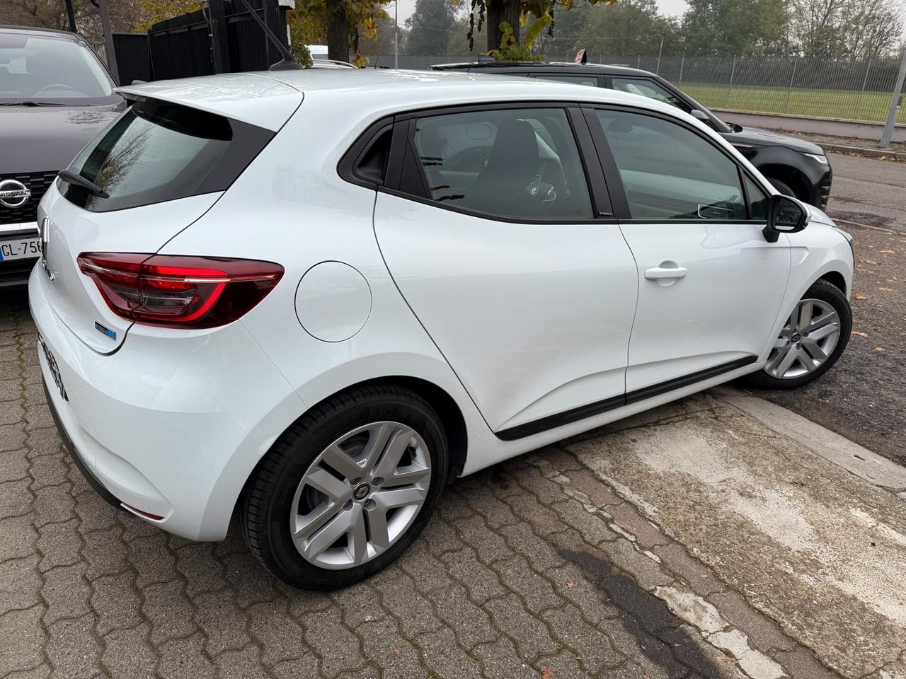 Renault Clio Hybrid E-Tech 140 CV 5 porte Intens