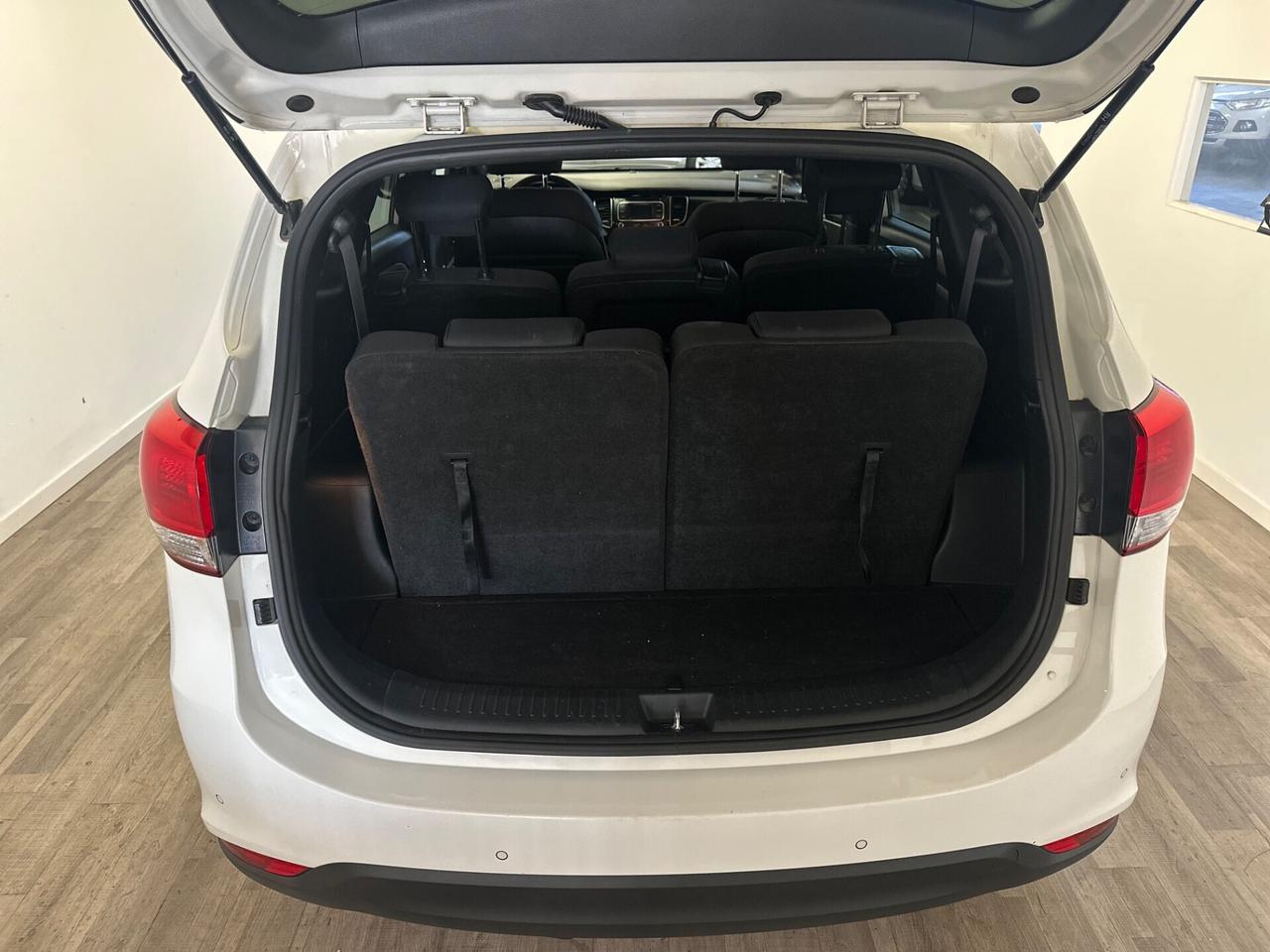 Kia Carens 1.7 CRDi 115 CV Class 7 POSTI GANCIO TRAINO