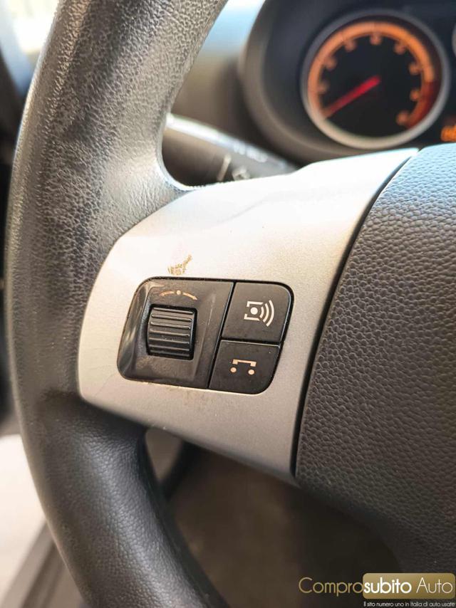 OPEL Corsa 1.2 5 porte Club