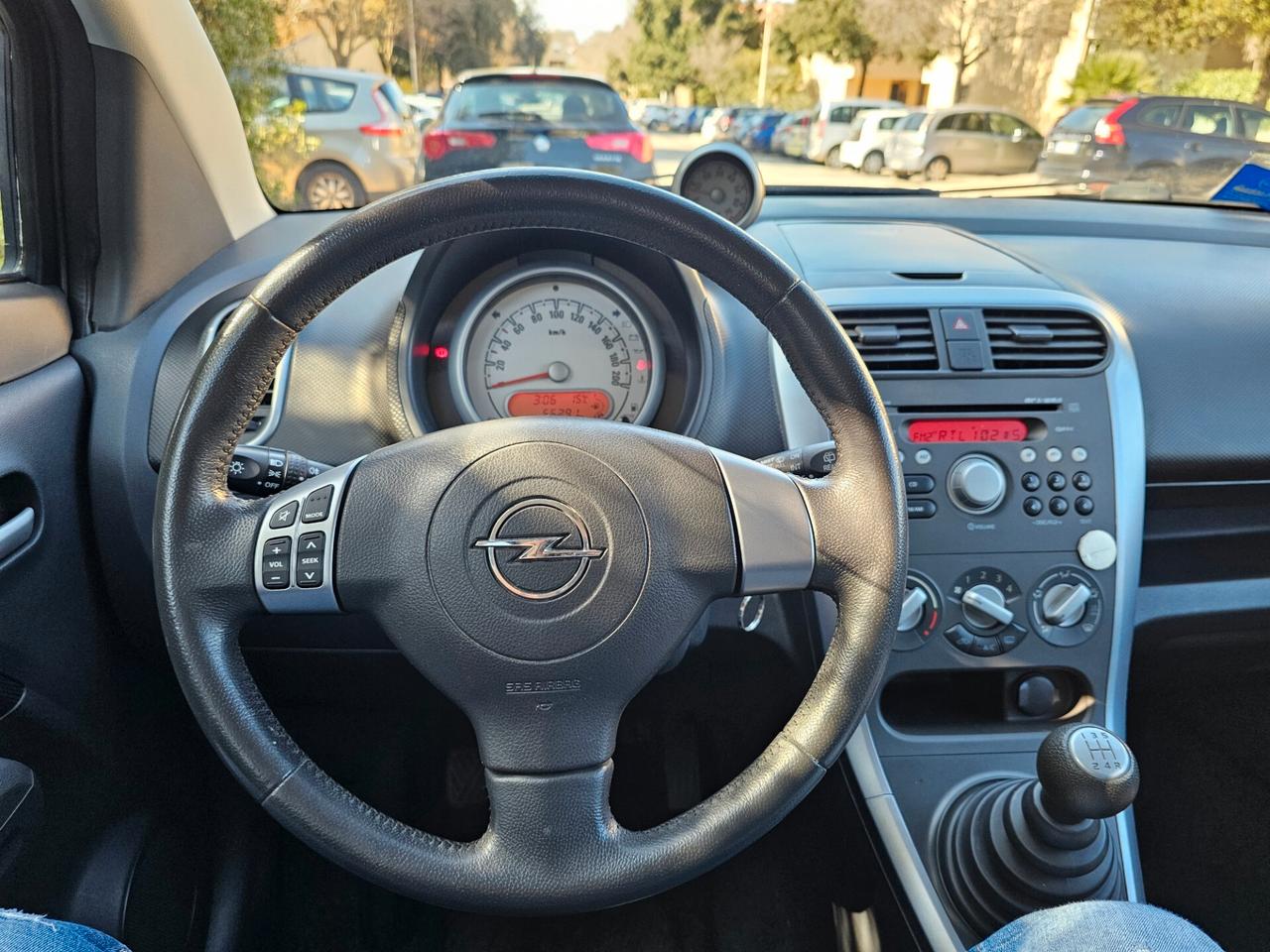 Opel Agila 1.2 16V 94 CV - Neopatentati