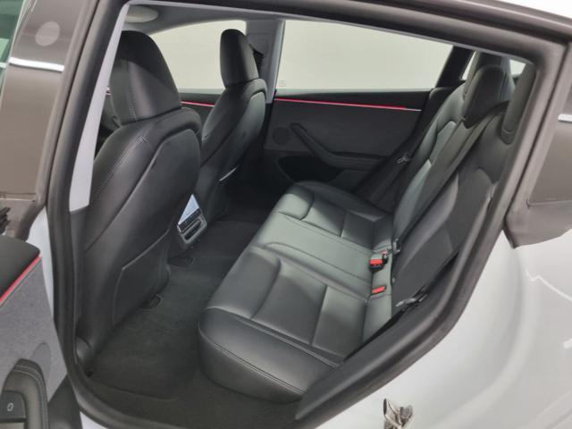 TESLA Model 3 NV35 RWD Premium