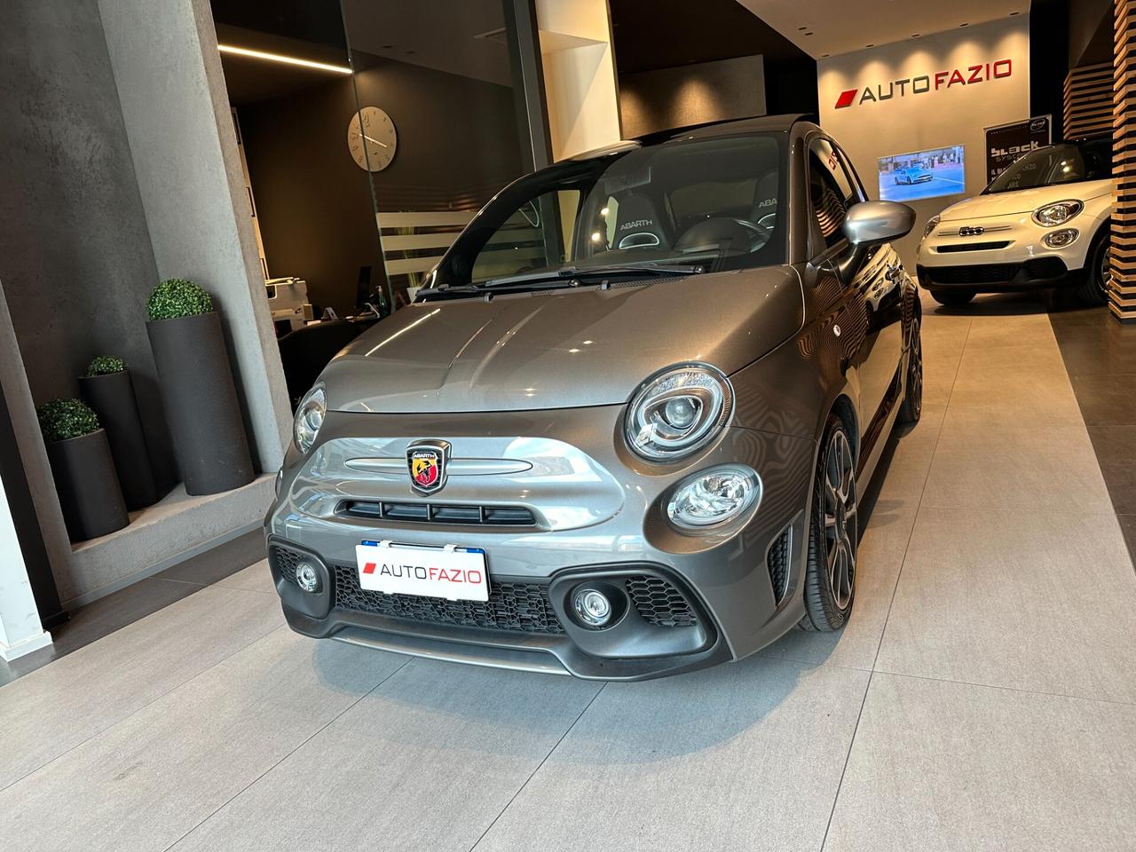 Abarth 595 1.4 Turbo T-Jet 165 CV Turismo