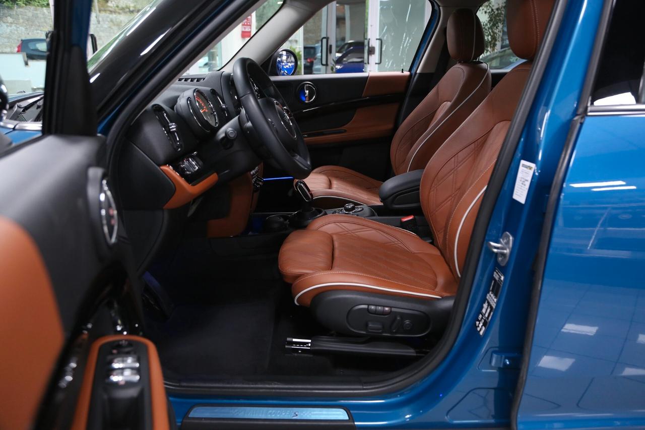 Mini Countryman Cooper SD ALL4 Yours auto