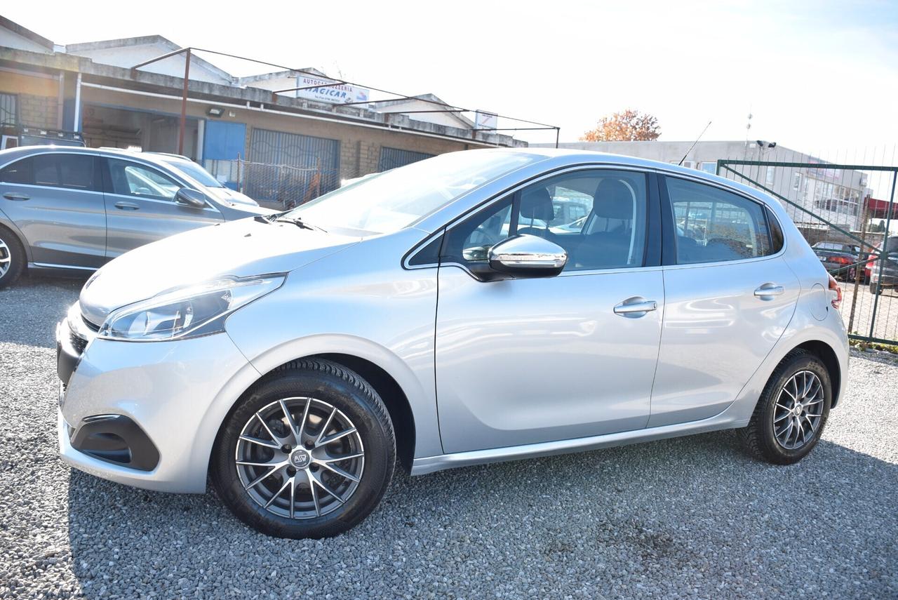 Peugeot 208 1.6HDi 75CV 5porte Allure NAV ANDROID CARPLAY CAM SENSORI CRUISE OK NEOPATENTATI