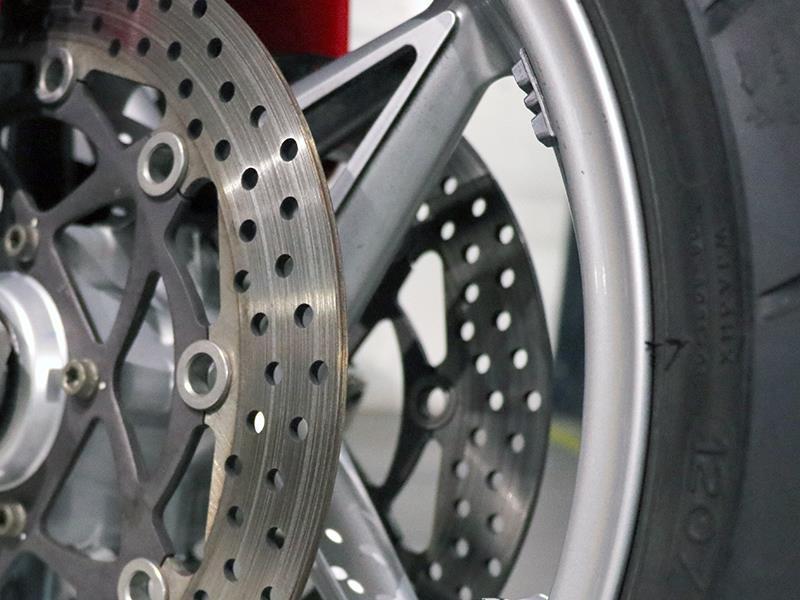 MV Agusta Brutale 910 S