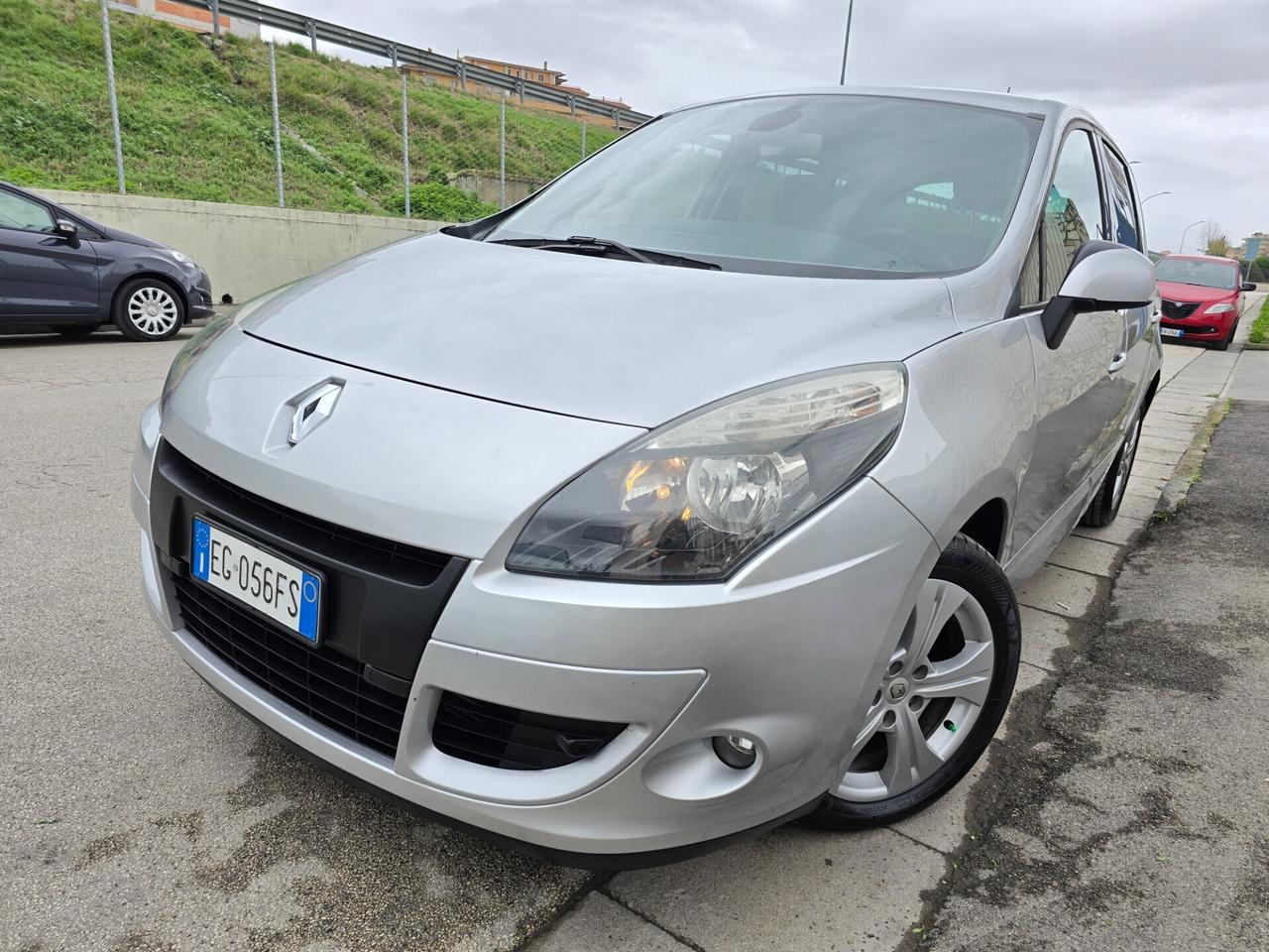 Renault Scenic Scnic X-Mod 1.5 dCi 110CV EDC Luxe