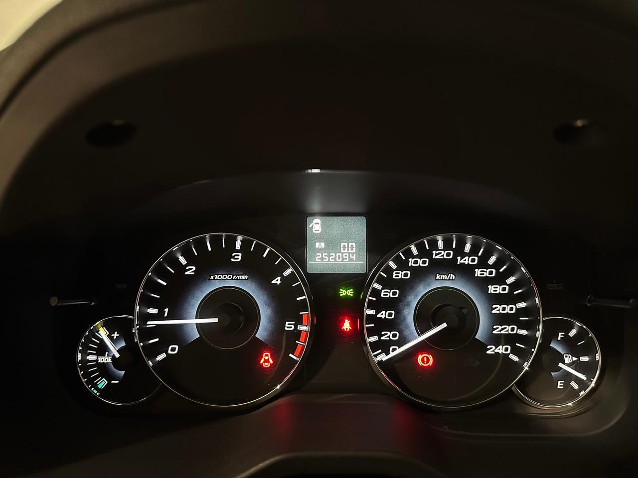 Subaru Legacy 2.0D-S 4WD Dynamic TETTO-RETROCAMERA