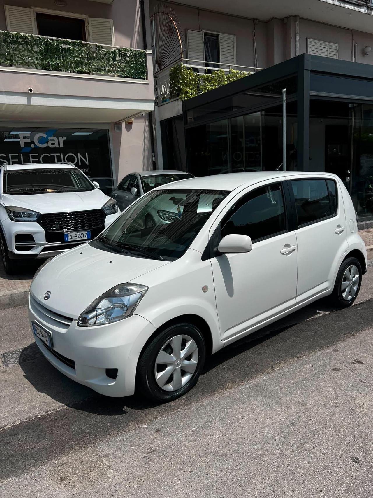 Daihatsu Sirion 1.0 Hiro Green Powered NEOPATENTATI