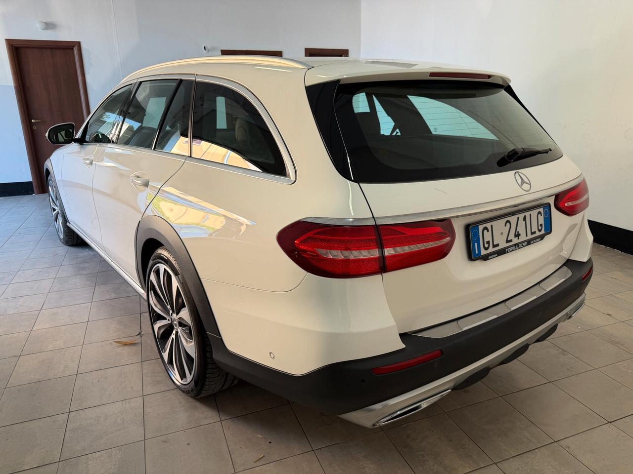 Mercedes-benz E 220 d S.W. 4Matic Auto Premium Plus All-Terrain