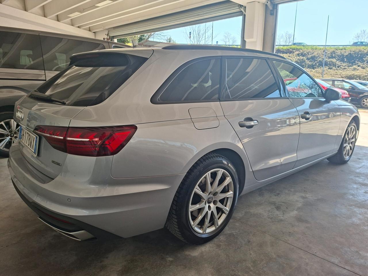 Audi A4 2.0 TDI EURO 6D / AUTOMATICO / 190CV / 4X4